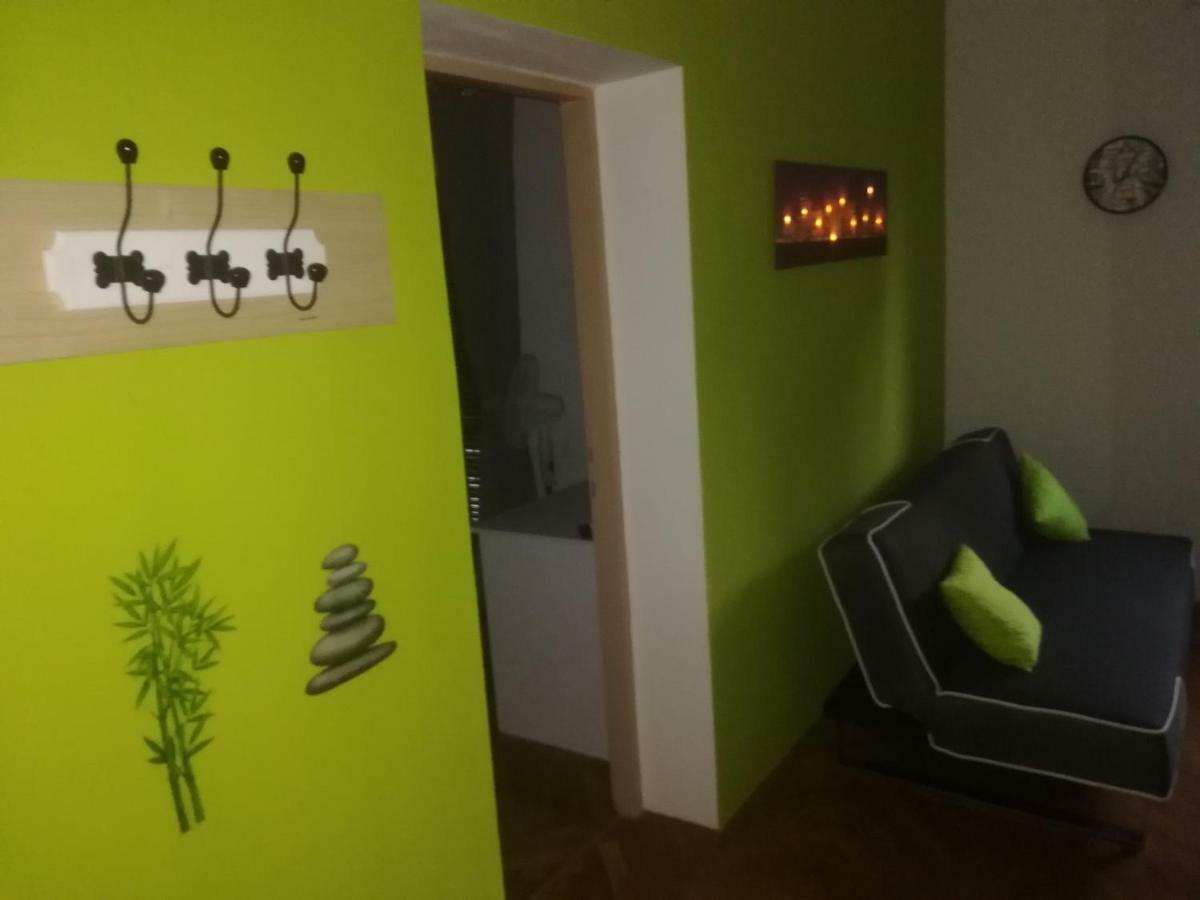 Apartmani Marin Vukovar Exteriör bild