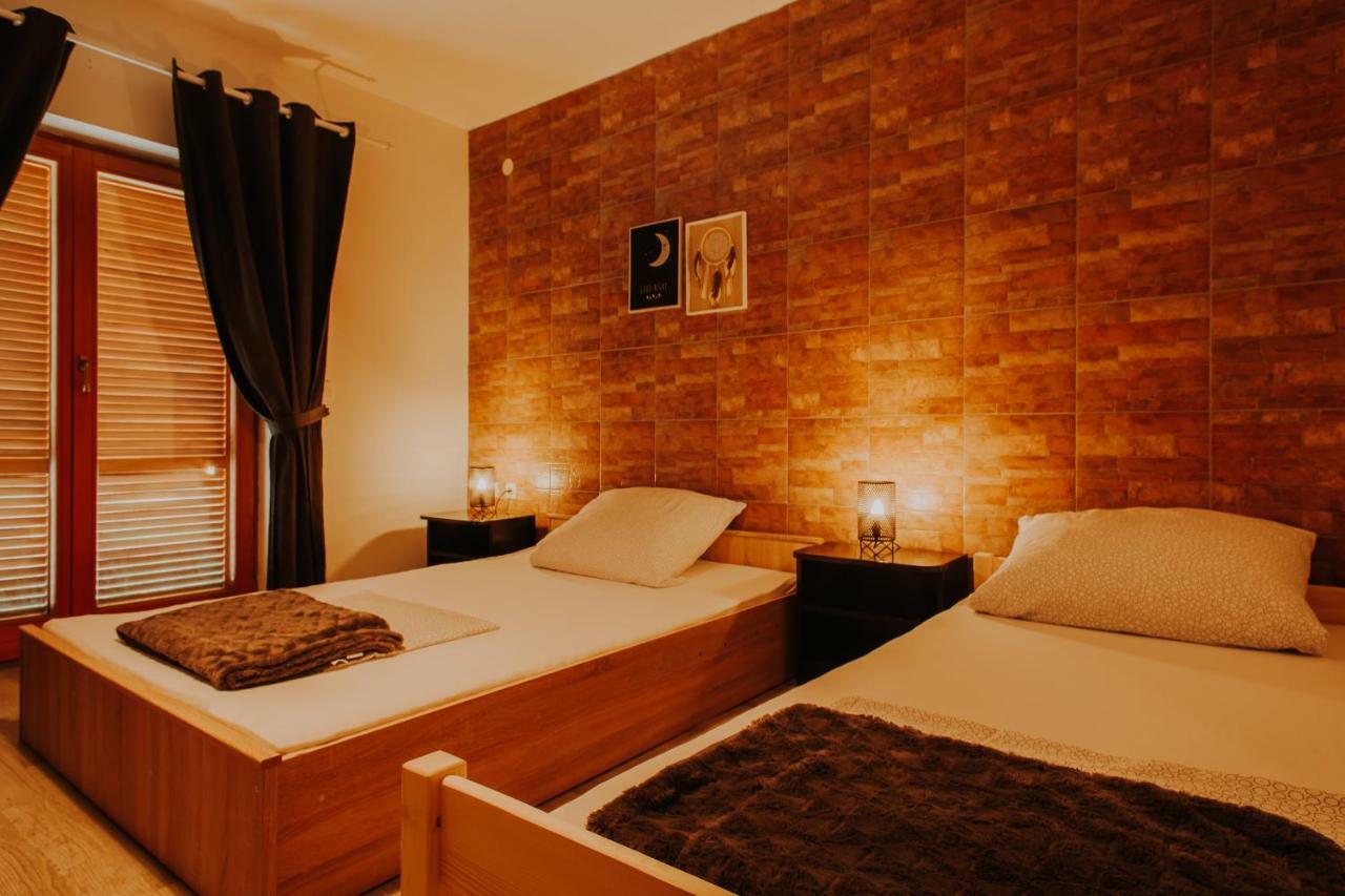 Apartmani Marin Vukovar Exteriör bild
