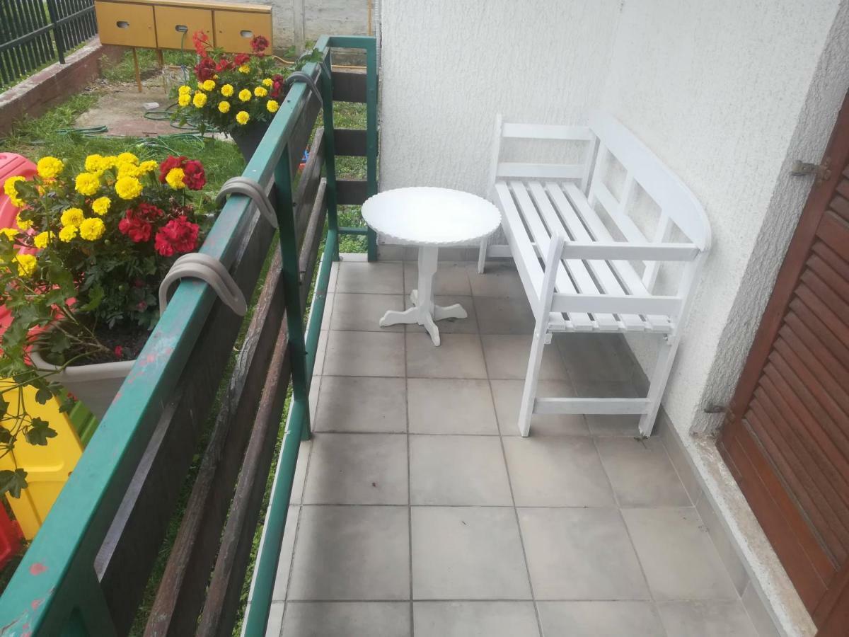 Apartmani Marin Vukovar Exteriör bild